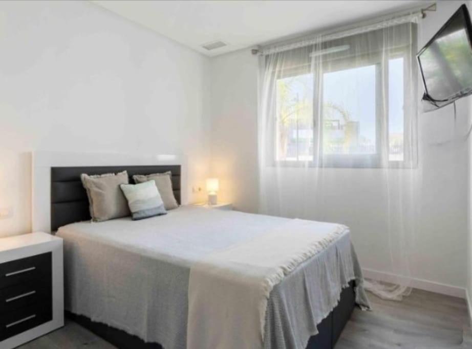 Apartamento Victoria Holidays -Vive La Experiencia 5 Estrellas Dehesa de Campoamor  Exterior foto